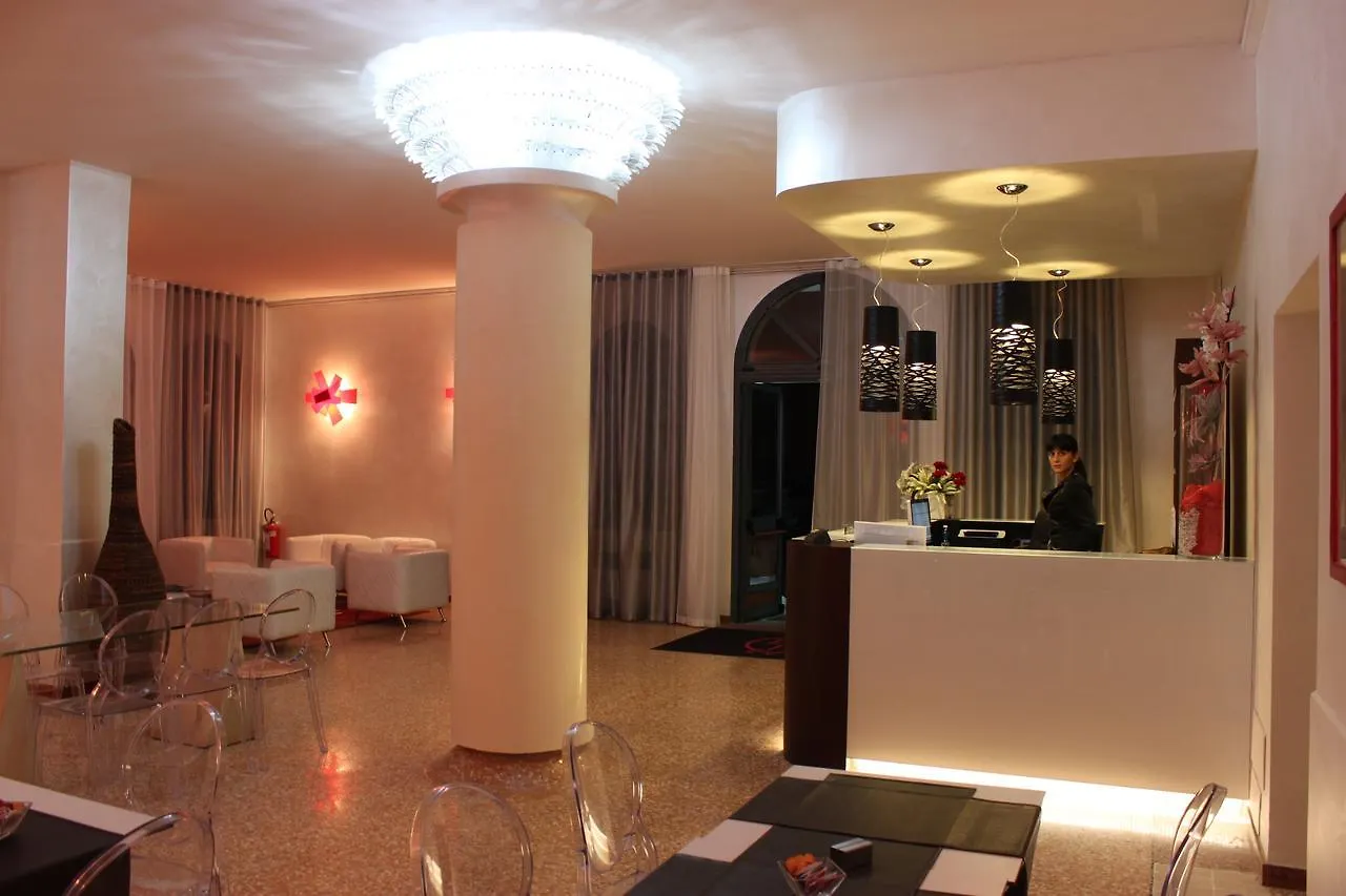 Momi'S Hotel Cavarzere